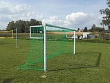 Neue Netze 2 | .. .und sehen ziemlich professionell aus - Renovierung des Sportplatzes, Juni 2019